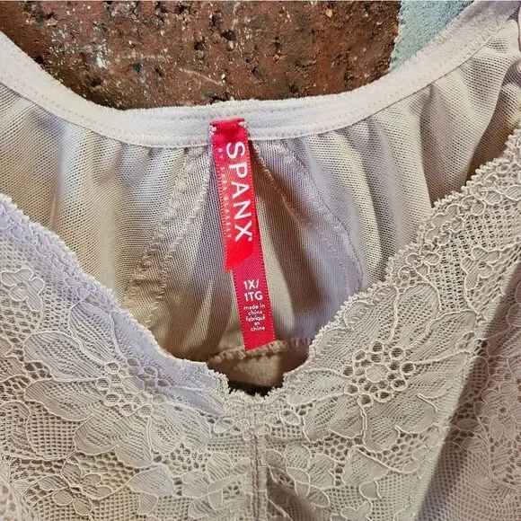 SPANX Lace Bralette - Nude - Picture 2 of 3